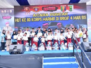 KORPS MARINIR HADIR UNTUK RAKYAT: GELAR BAkTI KESEHATAN, BAKTI SOSIAL, DAN MENGHIJAUKAN LAMPUNG