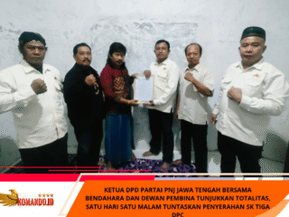 Ketua DPD Partai PNJ Jawa Tengah Bersama Bendahara dan Dewan Pembina Tunjukkan Totalitas, Satu Hari Satu Malam Tuntaskan Penyerahan SK Tiga DPC