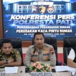 Polresta Pati Dalami Penyebab Kerusakan Kaca Rumah Warga Desa Kajar, Hasil Laboratorium Menentukan