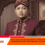 KETUA UMUM KESATRIA JAWA BERSATU APRESIASI PENGUKUHAN PENGURUS DPC BLORA: “SATU KOMANDO, SATU KEHORMATAN”